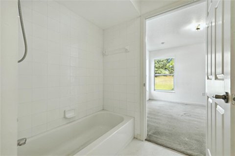 House in Ocala, Florida 3 bedrooms, 150.78 sq.m. № 1886933 - photo 20
