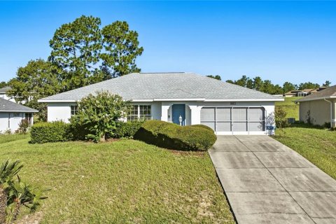 House in Ocala, Florida 3 bedrooms, 150.78 sq.m. № 1886933 - photo 1