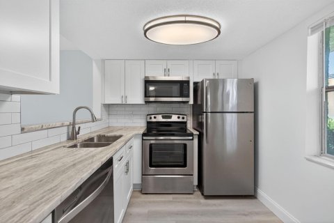 Copropriété à vendre à Tamarac, Floride: 1 chambre, 69.68 m2 № 2082271 - photo 6