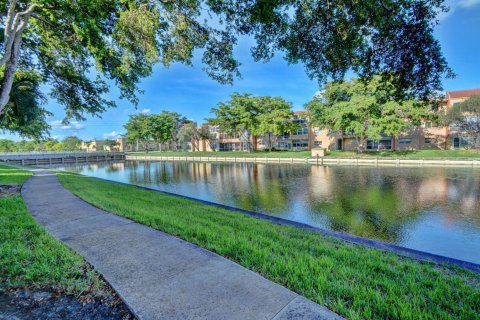 Copropriété à vendre à Tamarac, Floride: 1 chambre, 69.68 m2 № 2082271 - photo 19
