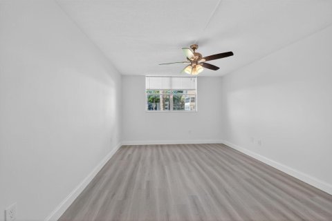 Copropriété à vendre à Tamarac, Floride: 1 chambre, 69.68 m2 № 2082271 - photo 7
