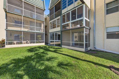 Copropriété à vendre à Tamarac, Floride: 1 chambre, 69.68 m2 № 2082271 - photo 14