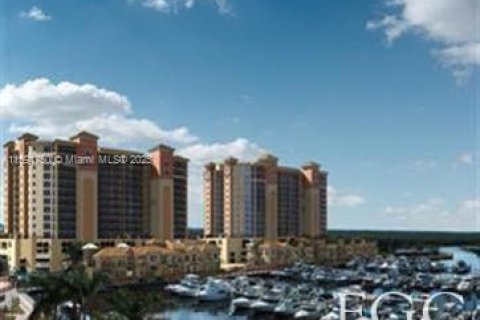 Condo in Cape Coral, Florida, 2 bedrooms  № 1875180 - photo 1