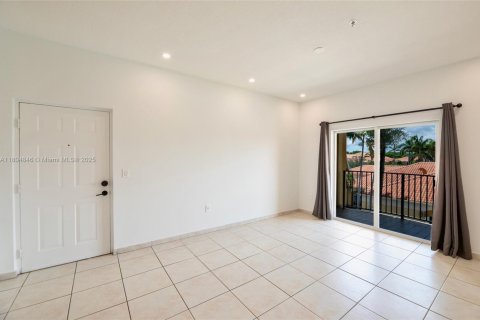 Condominio en venta en Doral, Florida, 2 dormitorios, 84.54 m2 № 2013641 - foto 12