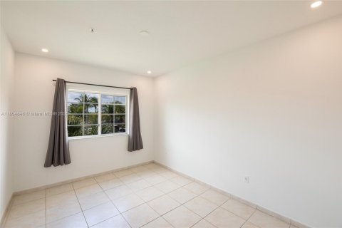 Condominio en venta en Doral, Florida, 2 dormitorios, 84.54 m2 № 2013641 - foto 15