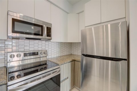 Condominio en venta en Doral, Florida, 2 dormitorios, 84.54 m2 № 2013641 - foto 5