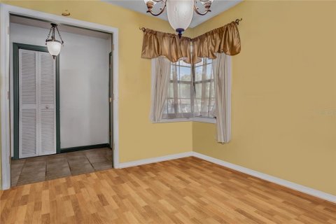 House in Orlando, Florida 4 bedrooms, 183.39 sq.m. № 1769602 - photo 5