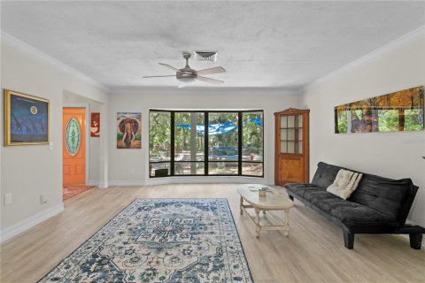 House in Dunedin, Florida 5 bedrooms, 310.11 sq.m. № 1848121 - photo 2