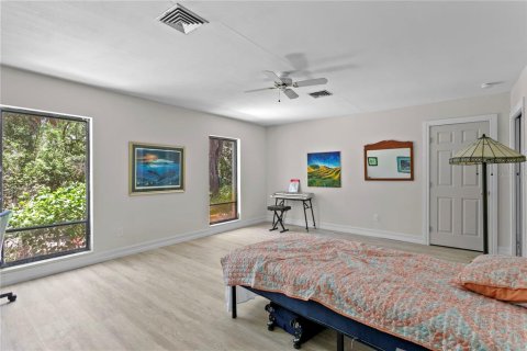 House in Dunedin, Florida 5 bedrooms, 310.11 sq.m. № 1848121 - photo 20