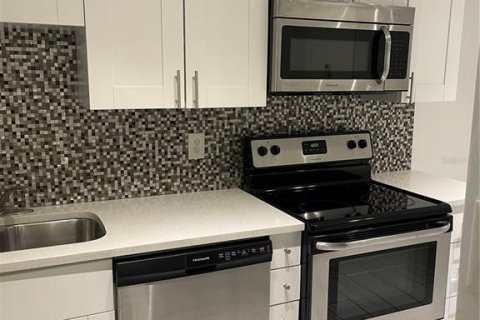 Copropriété à louer à Sarasota, Floride: 2 chambres, 92.07 m2 № 2166717 - photo 11