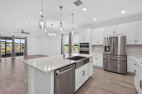 Villa ou maison à vendre à Kissimmee, Floride: 4 chambres, 223.34 m2 № 2209087 - photo 16