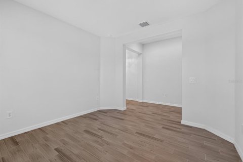 Villa ou maison à vendre à Kissimmee, Floride: 4 chambres, 223.34 m2 № 2209087 - photo 21