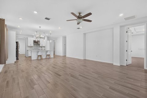 Villa ou maison à vendre à Kissimmee, Floride: 4 chambres, 223.34 m2 № 2209087 - photo 19