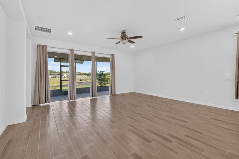 Villa ou maison à vendre à Kissimmee, Floride: 4 chambres, 223.34 m2 № 2209087 - photo 18