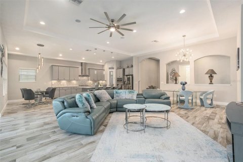Villa ou maison à vendre à Land O' Lakes, Floride: 4 chambres, 236.34 m2 № 1815764 - photo 3