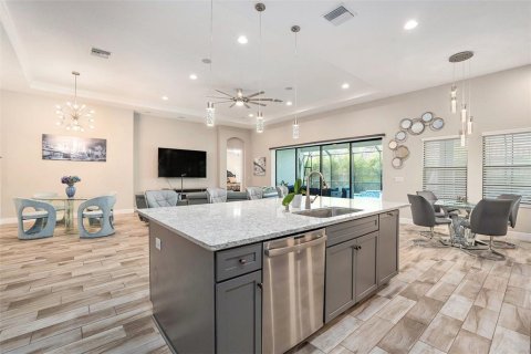 House in Land O' Lakes, Florida 4 bedrooms, 236.34 sq.m. № 1815764 - photo 16