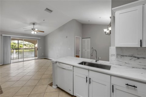 Condominio en alquiler en Port Orange, Florida, 2 dormitorios, 93.46 m2 № 2208427 - foto 18