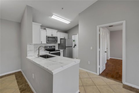 Condominio en alquiler en Port Orange, Florida, 2 dormitorios, 93.46 m2 № 2208427 - foto 11
