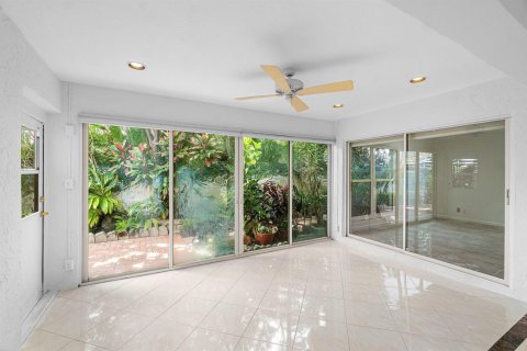 House in Boynton Beach, Florida 3 bedrooms, 176.24 sq.m. № 2181058 - photo 22