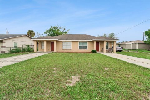 Immobilier commercial à Lake Wales, Floride 4 chambres, 154.59 m2 № 2406646