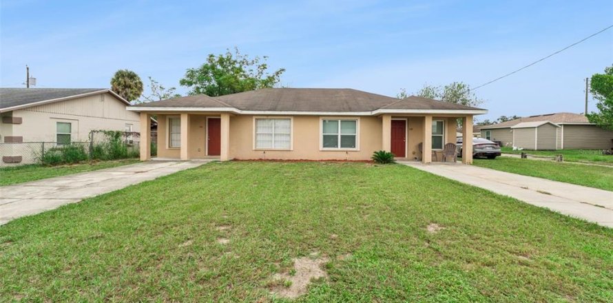 Immobilier commercial à Lake Wales, Floride 4 chambres, 154.59 m2 № 2406646