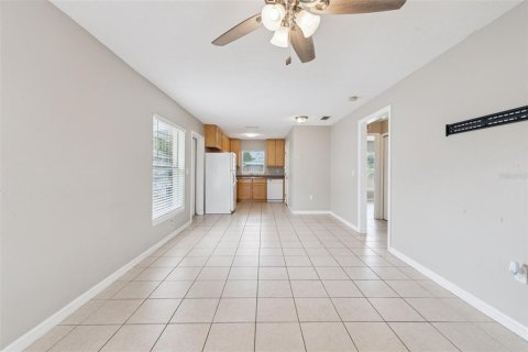 Immobilier commercial à vendre à Lake Wales, Floride: 4 chambres, 154.59 m2 № 2406646 - photo 28
