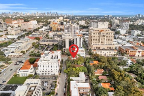 Condo in Coral Gables, Florida, 2 bedrooms  № 1973922 - photo 16