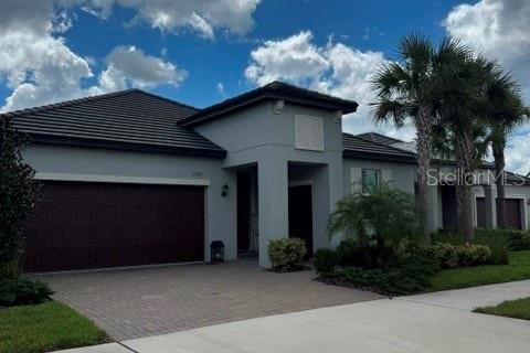 Villa ou maison à louer à Land O' Lakes, Floride: 3 chambres, 196.4 m2 № 2387489 - photo 24