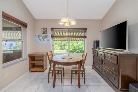 Villa ou maison à vendre à Palm Coast, Floride: 3 chambres, 190.36 m2 № 2147702 - photo 13