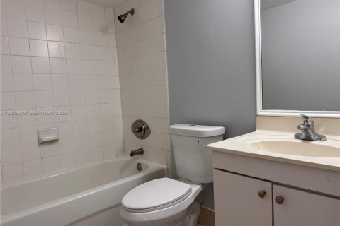 Appartement à louer à Homestead, Floride: 3 chambres, 102.1 m2 № 2181696 - photo 10