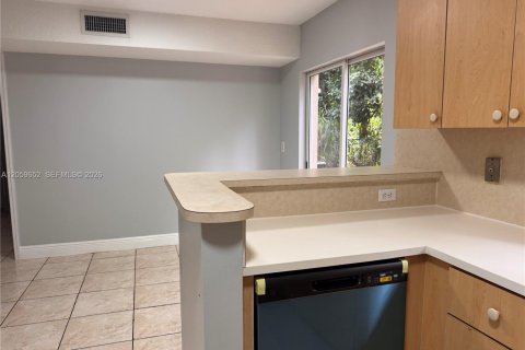 Appartement à louer à Homestead, Floride: 3 chambres, 102.1 m2 № 2181696 - photo 4