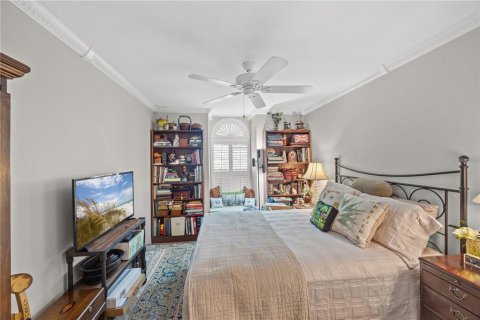 House in Sarasota, Florida 2 bedrooms, 135.08 sq.m. № 2147986 - photo 6