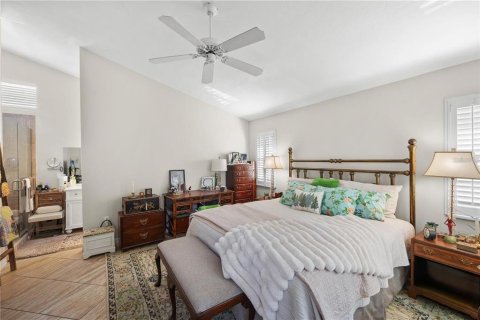 House in Sarasota, Florida 2 bedrooms, 135.08 sq.m. № 2147986 - photo 7
