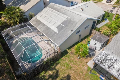 House in Sarasota, Florida 2 bedrooms, 135.08 sq.m. № 2147986 - photo 12