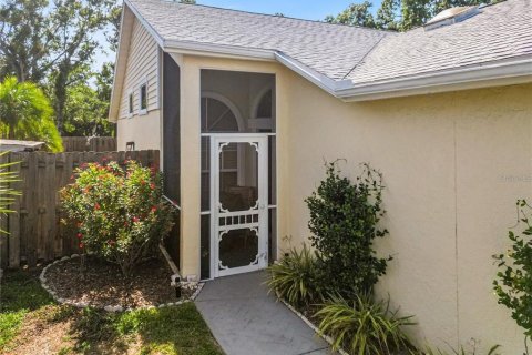 House in Sarasota, Florida 2 bedrooms, 135.08 sq.m. № 2147986 - photo 18
