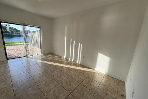 Touwnhouse à vendre à Homestead, Floride: 3 chambres № 2091250 - photo 7
