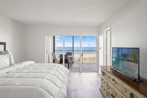 Condo in Clearwater, Florida, 2 bedrooms  № 1832051 - photo 13