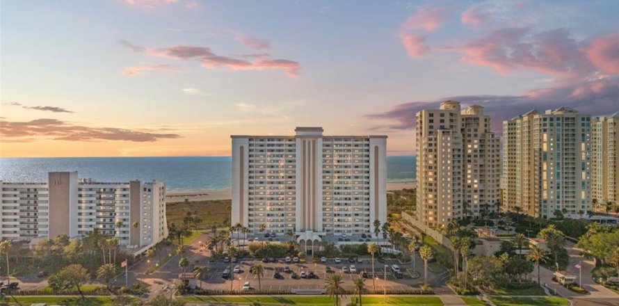 Condo in Clearwater, Florida, 2 bedrooms № 1832051