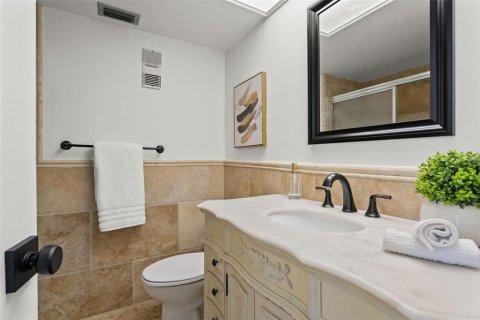 Condo in Clearwater, Florida, 2 bedrooms  № 1832051 - photo 15