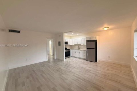 Снять в аренду кондоминиум в Хайалиа, Флорида 1 спальня, 54.16м2, № 1971091 - фото 21