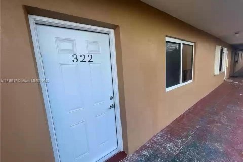 Copropriété à louer à Hialeah, Floride: 1 chambre, 54.16 m2 № 1971091 - photo 5