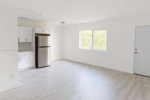 Copropriété à louer à Hialeah, Floride: 1 chambre, 54.16 m2 № 1971091 - photo 12