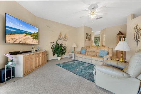House in Orlando, Florida 4 bedrooms, 251.11 sq.m. № 1798650 - photo 20