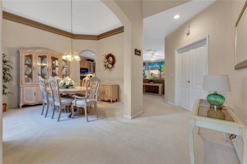 House in Orlando, Florida 4 bedrooms, 251.11 sq.m. № 1798650 - photo 6