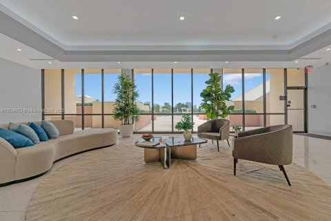 Condo in Aventura, Florida, 1 bedroom  № 1817698 - photo 3