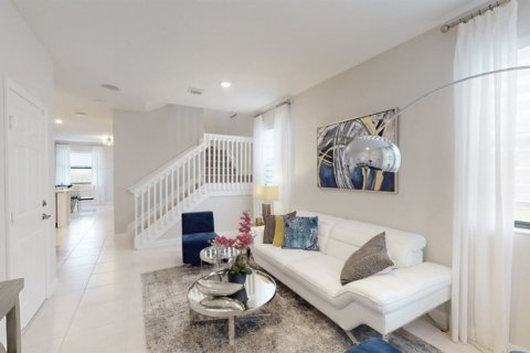 House in THE RIVIERA in Homestead, Florida 4 bedrooms, 169 sq.m. № 26552 - photo 1