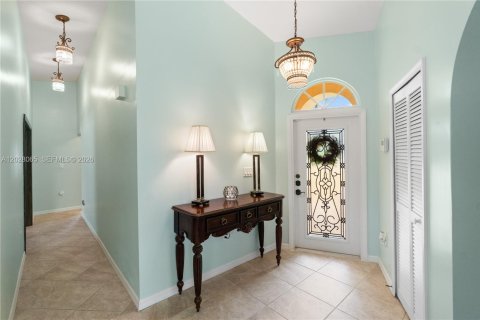 House in Pembroke Pines, Florida 3 bedrooms, 180.6 sq.m. № 2088402 - photo 7