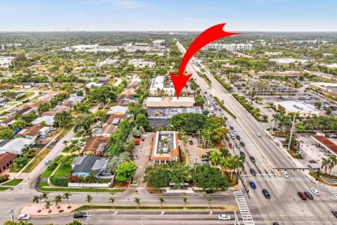 Commercial property in Sunrise, Florida № 1180251 - photo 1