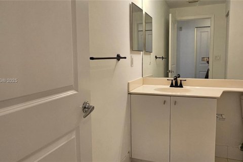 Copropriété à louer à Coral Springs, Floride: 1 chambre, 78.6 m2 № 1930989 - photo 9