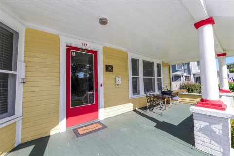 House in Lakeland, Florida 10 bedrooms, 465.9 sq.m. № 1914904 - photo 9
